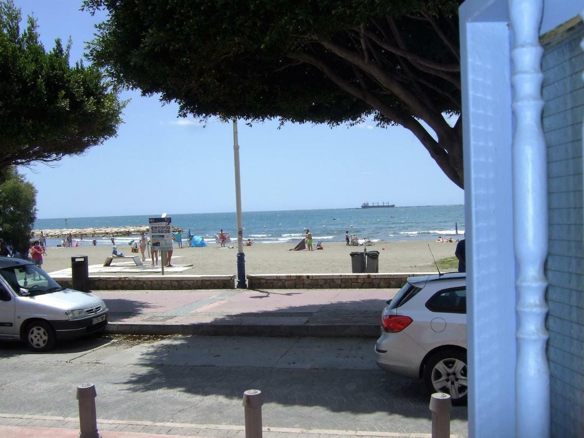 Apartment On The Beach มาลากา ภายนอก รูปภาพ