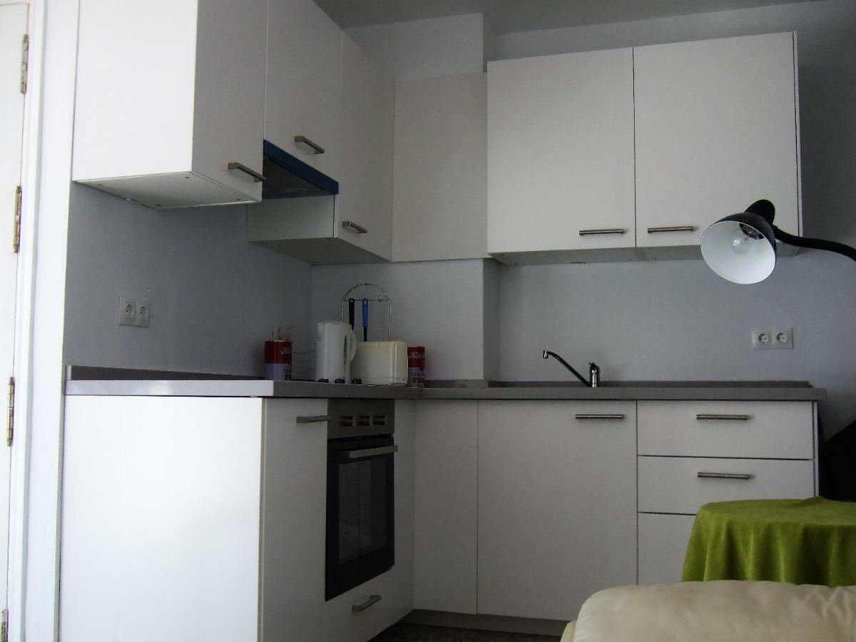 Apartment On The Beach มาลากา ภายนอก รูปภาพ